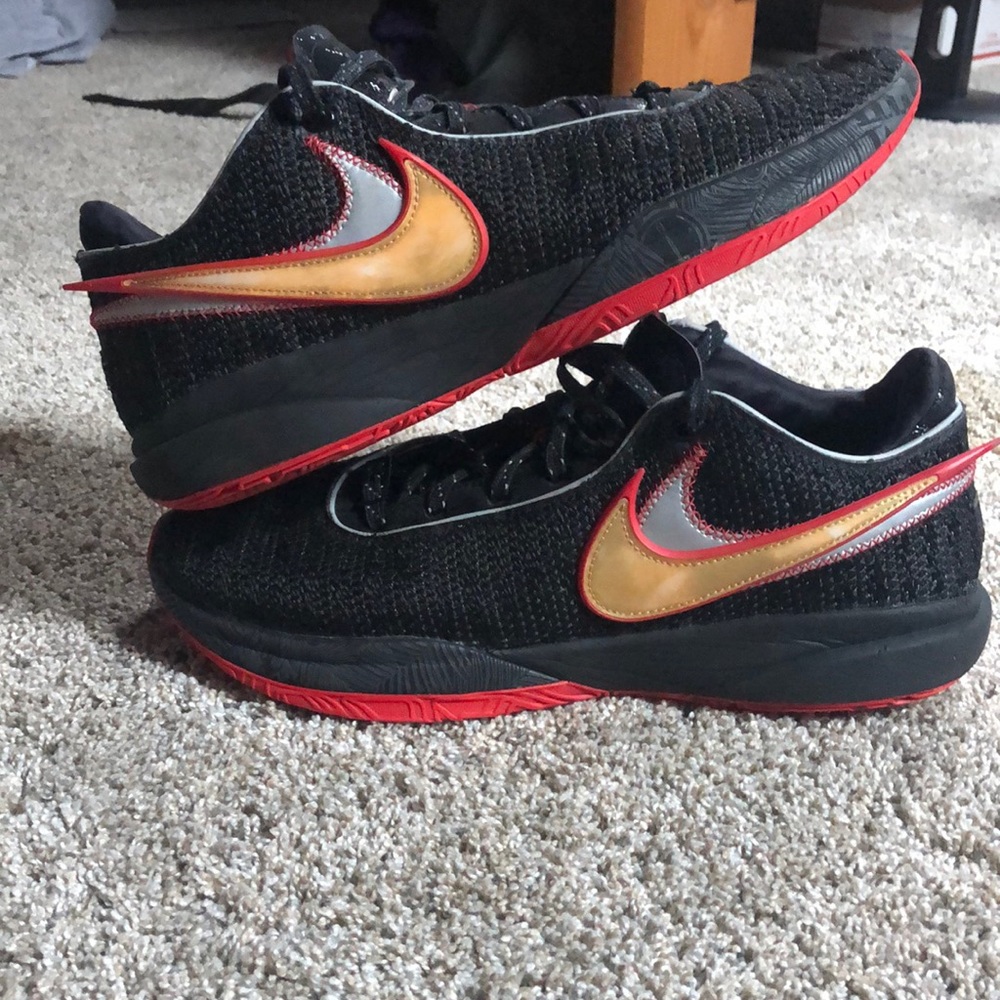 Used Lebron 20s